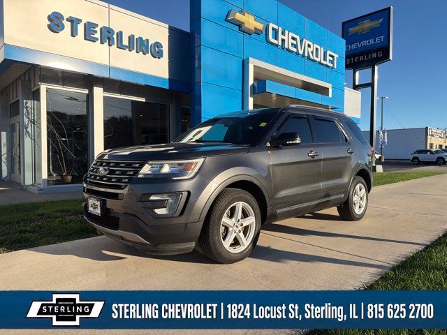 Used 2017 Ford Explorer XLT w/ Equipment Group 201A AWD/4WD image 1
