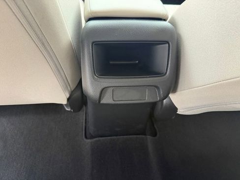 Used 2024 Honda HR-V LX image 25