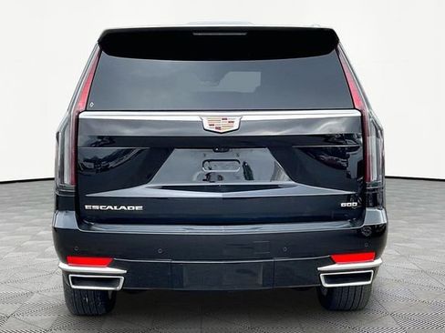Used 2023 Cadillac Escalade Premium Luxury w/ Performance Package image 6