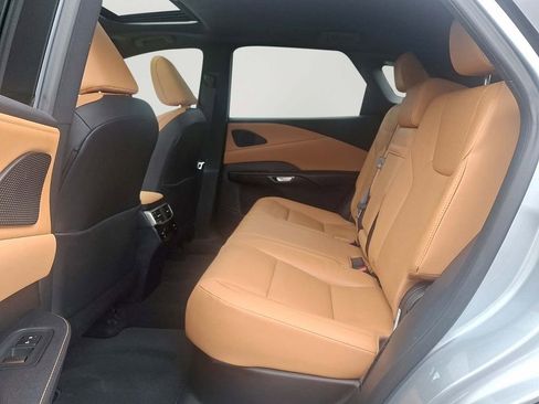 Used 2024 Lexus RX 350 Premium Plus w/ Convenience Package image 8