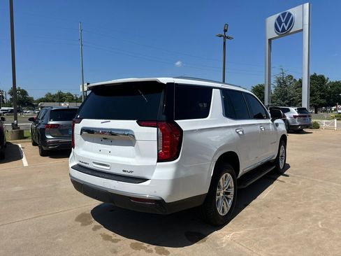 Used 2023 GMC Yukon SLT w/ SLT Luxury Package AWD/4WD image 6