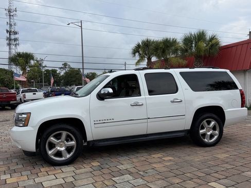 Used 2010 Chevrolet Suburban LTZ AWD/4WD image 13