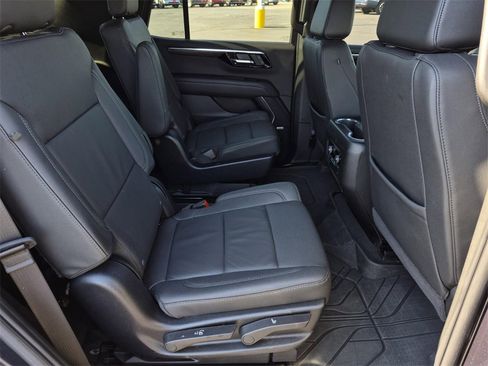 Certified 2025 Chevrolet Tahoe Z71 w/ Comfort Package image 17