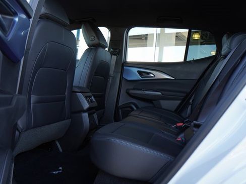 New 2025 Chevrolet Equinox EV LT image 24