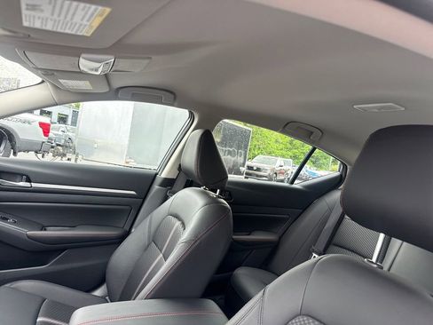 New 2026 Nissan Altima 2.5 SR FWD image 21