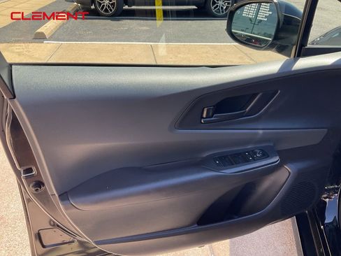 Used 2024 Toyota Prius LE image 15