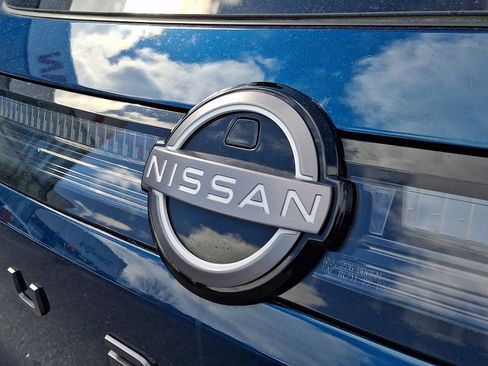 Certified 2025 Nissan Murano SL image 30