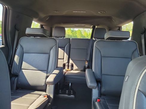 Certified 2025 Chevrolet Tahoe Premier AWD/4WD image 40
