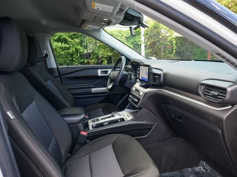 Used 2022 Ford Explorer XLT RWD image 15
