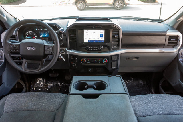 Used 2023 Ford F150 4x4 SuperCrew image 29