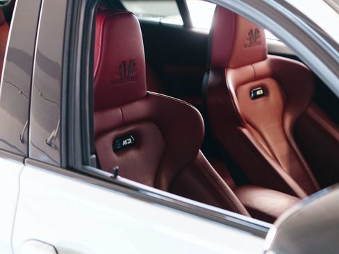 Used 2018 BMW M3 Sedan w/ Competition Package image 26