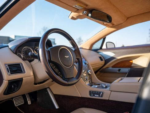 Used 2014 Aston Martin Rapide S image 2