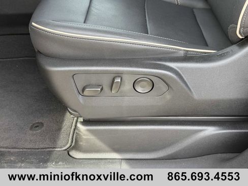 Used 2024 Chevrolet Tahoe Premier image 11