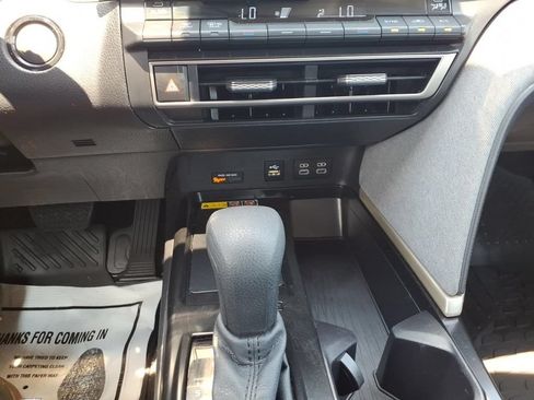 Used 2025 Toyota Camry LE FWD image 23