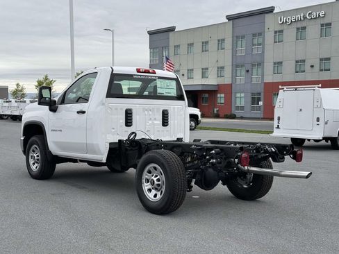New 2025 Chevrolet Silverado 3500 W/T AWD/4WD image 14