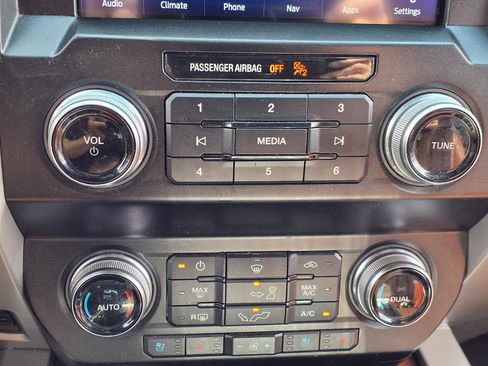 Used 2020 Ford F150 King Ranch image 15