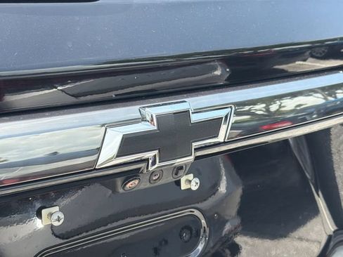 Used 2023 Chevrolet Traverse Premier w/ Redline Edition AWD/4WD image 10