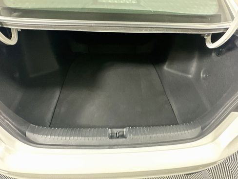 Used 2025 Honda Accord LX image 27