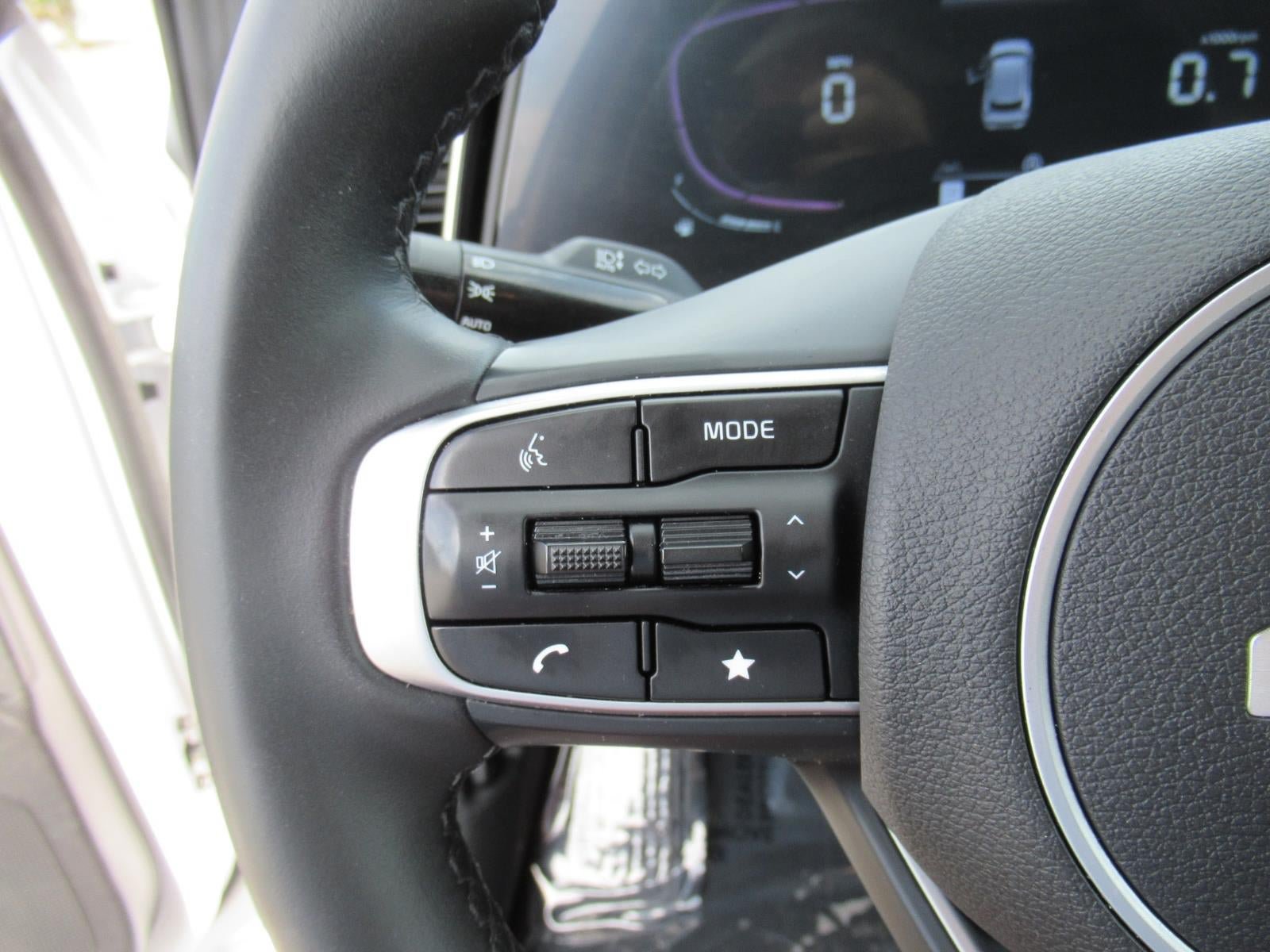 Used 2024 Kia Sportage EX FWD image 26