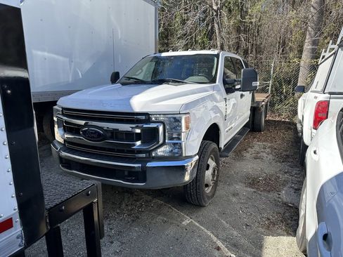 Used 2020 Ford F350 XLT image 2