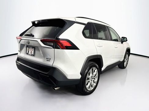 Used 2025 Toyota RAV4 XLE Premium AWD/4WD image 10