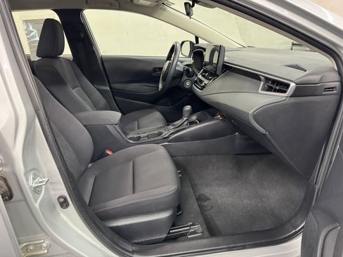 Used 2024 Toyota Corolla LE FWD image 28