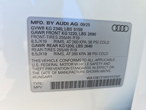 New 2025 Audi Q3 2.0T Premium image 34