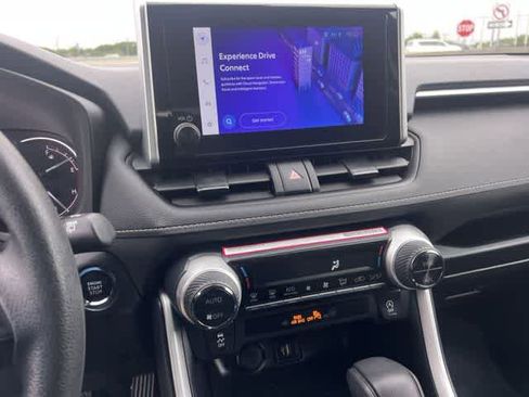 Used 2024 Toyota RAV4 XLE w/ Convenience Package image 18