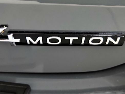 Used 2022 Volkswagen Taos SEL w/ Panoramic Sunroof Package AWD/4WD image 14