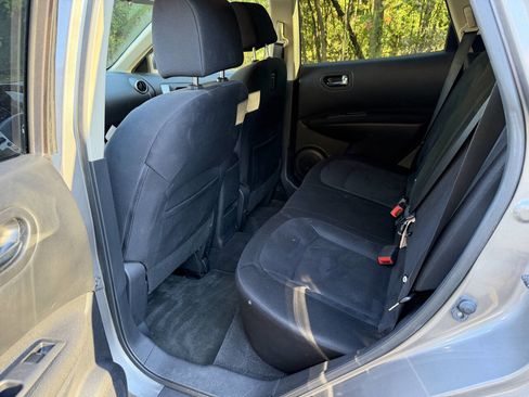 Used 2015 Nissan Rogue S w/ Convenience Package image 11