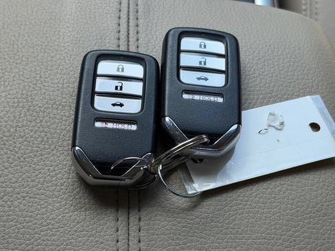 Used 2015 Honda Accord EX-L image 21