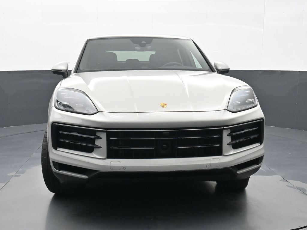 Certified 2024 Porsche Cayenne Coupe AWD/4WD image 25