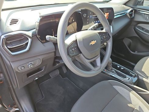 Used 2026 Chevrolet TrailBlazer LS w/ LS Convenience Package image 16