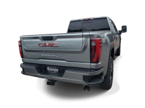 Used 2024 GMC Sierra 3500 Denali w/ Denali Reserve Package AWD/4WD image 4