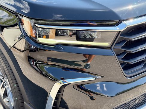 Used 2025 Honda Pilot EX-L image 34