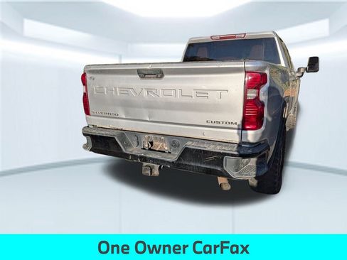 Used 2022 Chevrolet Silverado 2500 Custom image 5