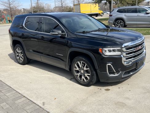 Used 2020 GMC Acadia SLE image 2