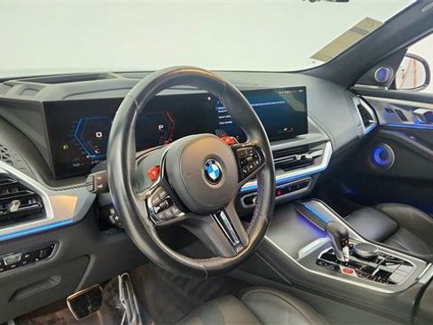 Used 2023 BMW XM image 18