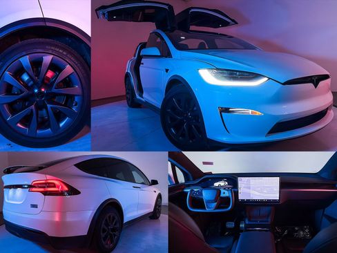 Used 2022 Tesla Model X Plaid AWD/4WD image 2