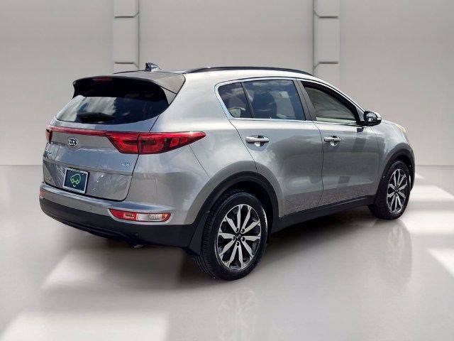 Used 2019 Kia Sportage EX w/ EX Technology Package FWD image 5