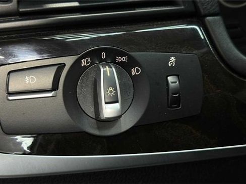 Used 2015 BMW 528i Sedan image 22