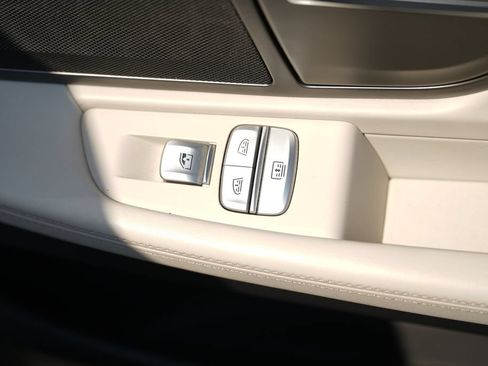Used 2016 BMW 750i xDrive AWD/4WD image 42