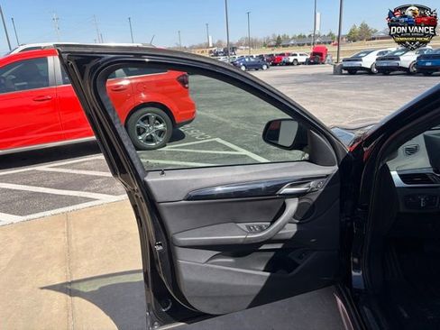 Used 2019 BMW X1 sDrive28i w/ Convenience Package image 10