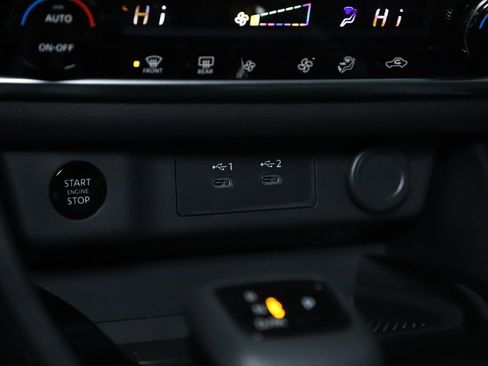 Certified 2026 Nissan Rogue SV image 26