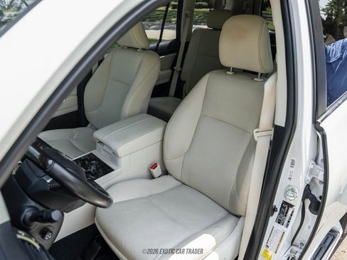 Used 2023 Lexus GX 460 Luxury w/ Sport Design Package AWD/4WD image 36