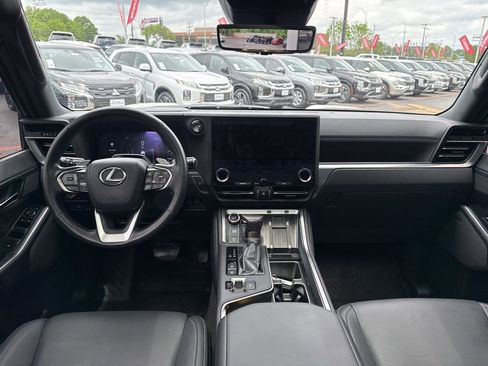 Used 2025 Lexus GX 550 w/ Cold Area Package AWD/4WD image 49