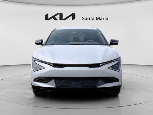 New 2025 Kia EV6 Light image 2