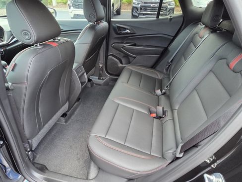 New 2026 Chevrolet Trax RS w/ Sunroof Package FWD image 6