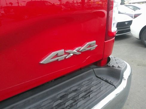 Used 2024 RAM 2500 Big Horn w/ Bed Utility Group image 7