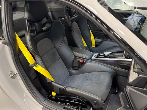 Used 2022 Porsche 911 Turbo S AWD/4WD image 24